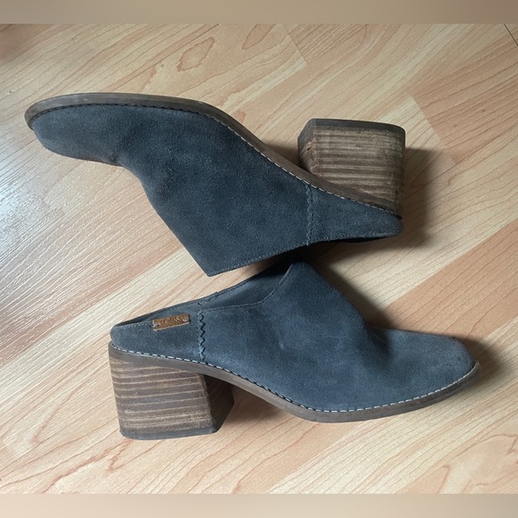 Mules by Toms - Picture 6 of 11